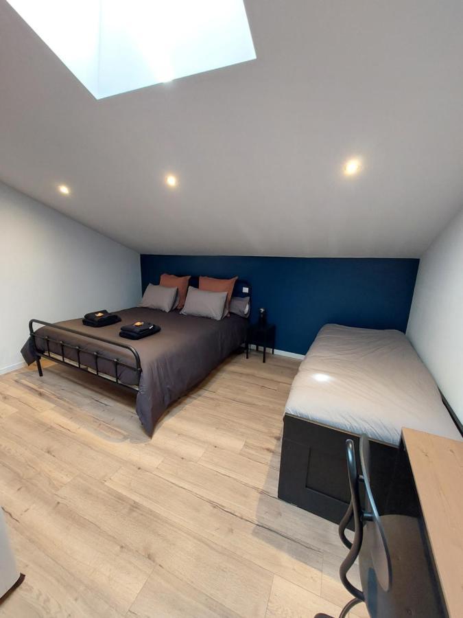 Emilie Une Nuit - 3 Chambres Au 2E Etage - Maison Avec Chats Vandieres  Dış mekan fotoğraf